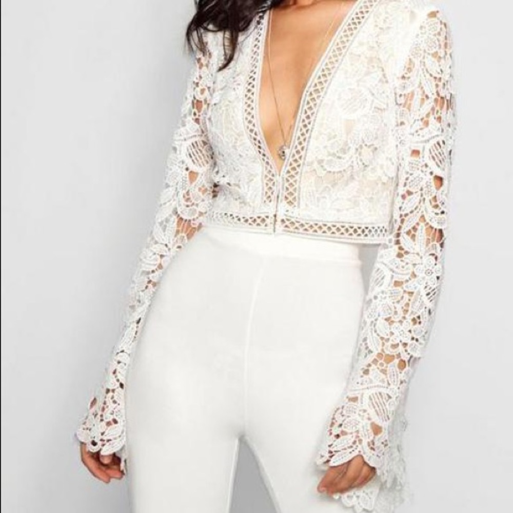 Boohoo Flare Sleeve Plunge Lace Crochet Crop Top